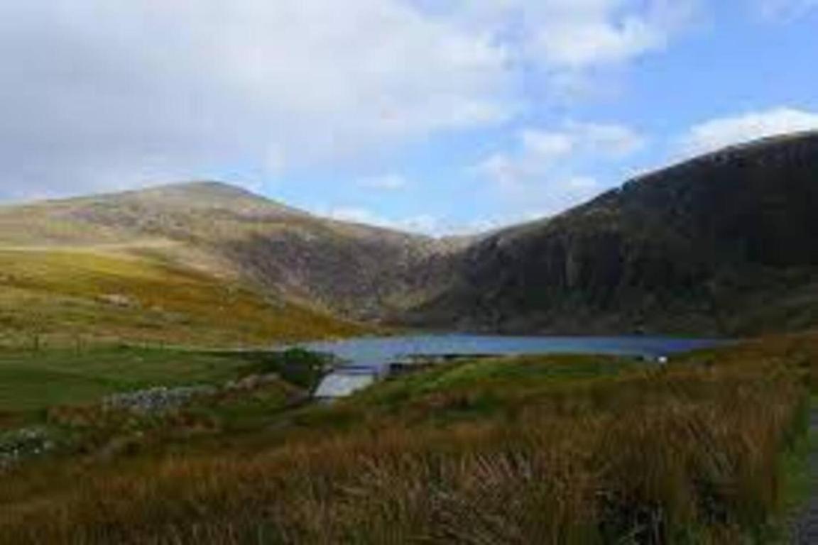 The Old Stables - A Gem Surrounded By Mountains! Caernarfon